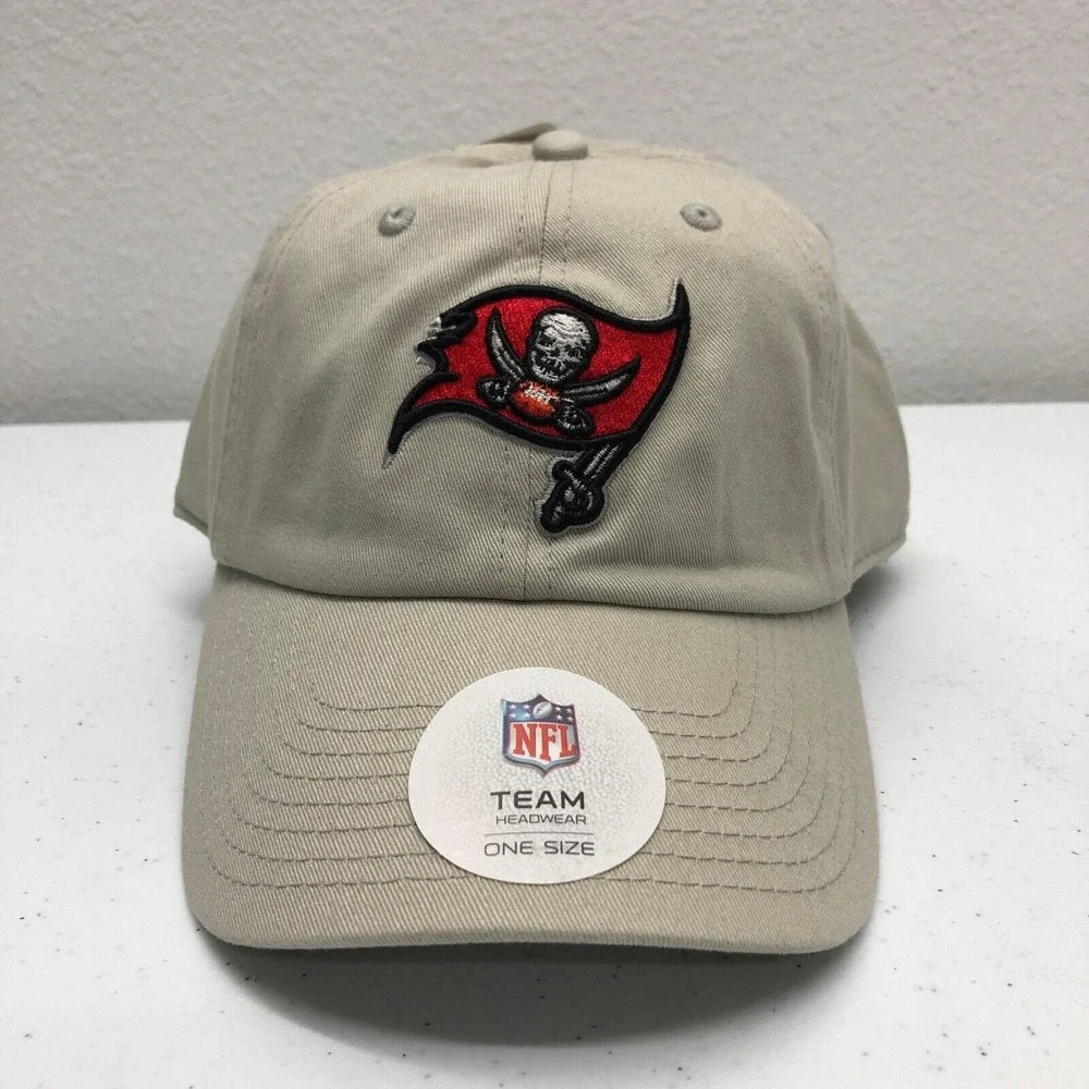Tampa Bay Buccaneers Hat Cap Strap Back Mens One Size NFL Football Team Apparel